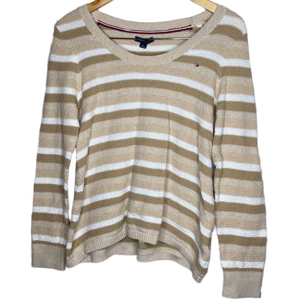 Tommy Hilfiger sweater size Medium